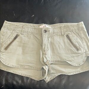 Hollister Olive Green Cargo Shorts Relaxed Fit